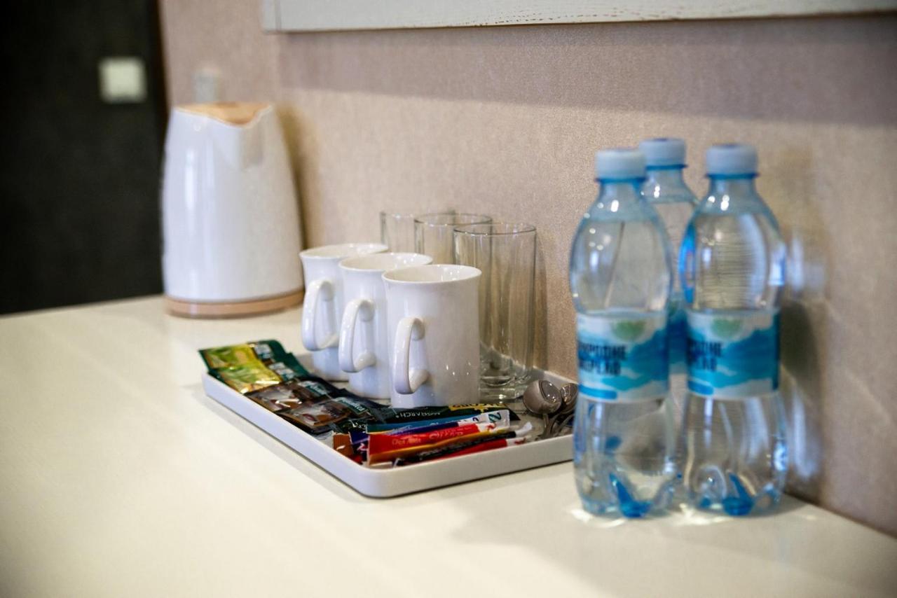 Hotel Melania à Umanʼ Extérieur photo